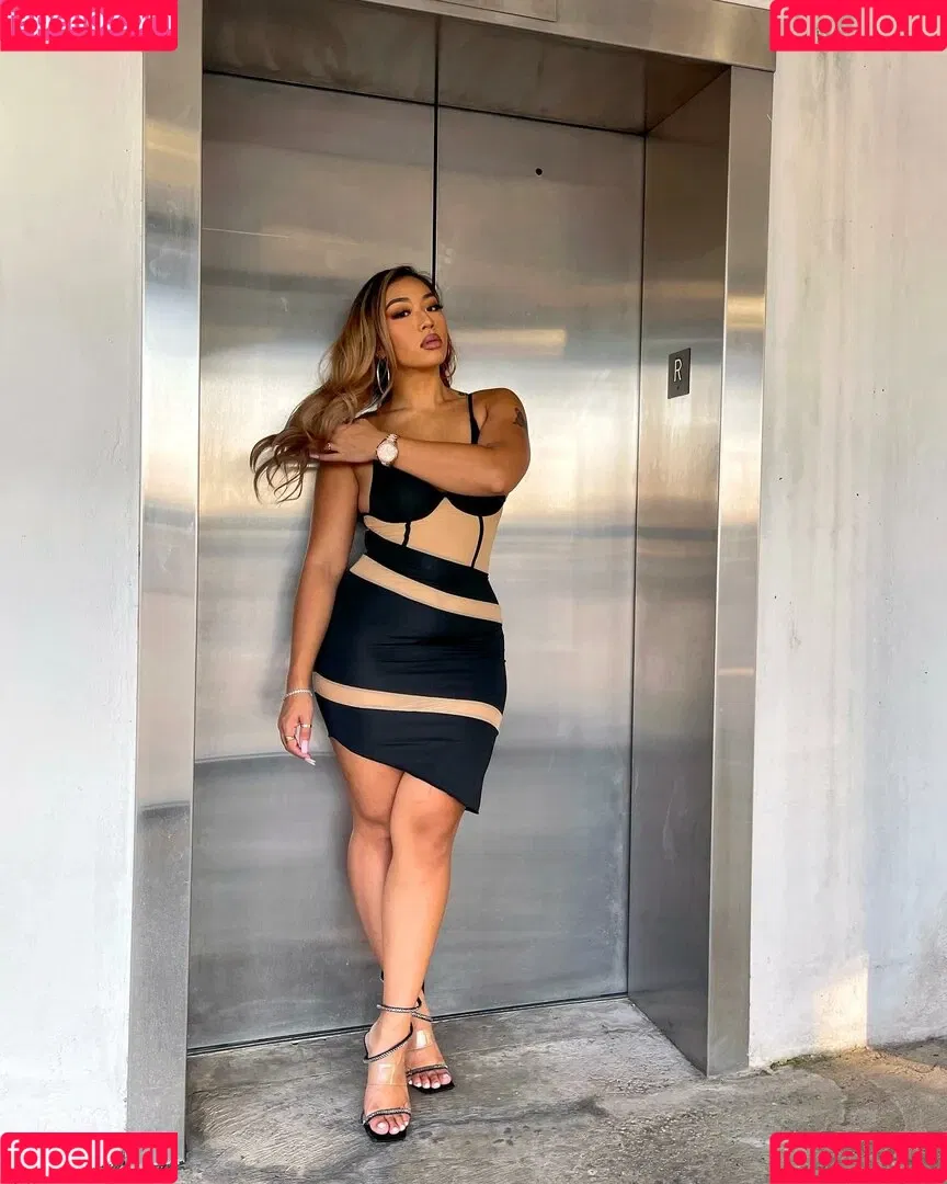 Kimberly Nguyen / amasiankim / kimmyyyn Onlyfans Photo Gallery 