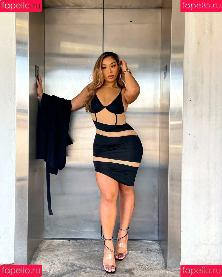 Kimberly Nguyen / amasiankim / kimmyyyn Onlyfans Photo Gallery 