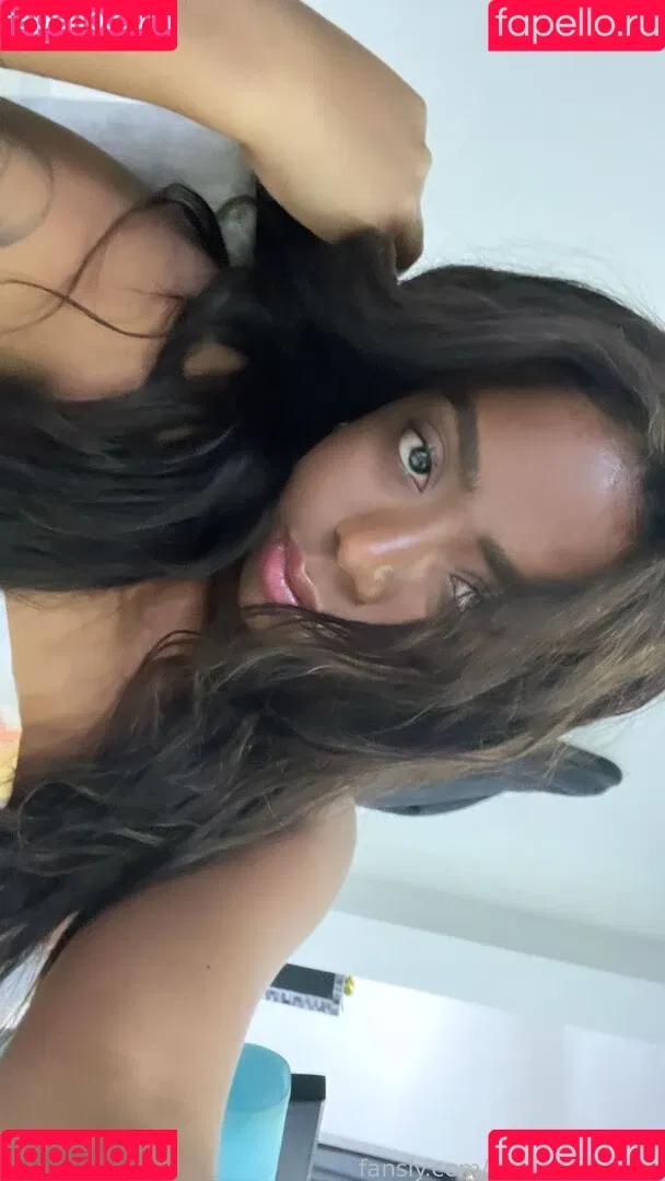 yunichocolatte / yuniyummi Onlyfans Photo Gallery 
