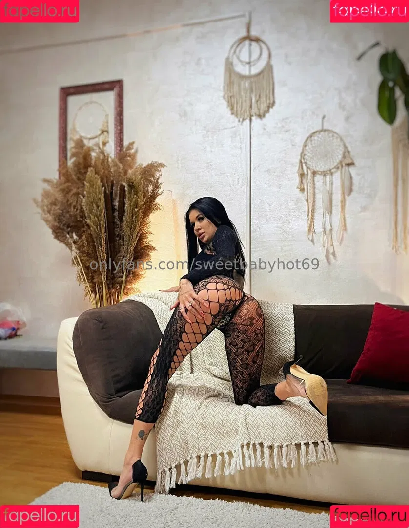 hotbabbygirl / hotbabygirl Onlyfans Photo Gallery 