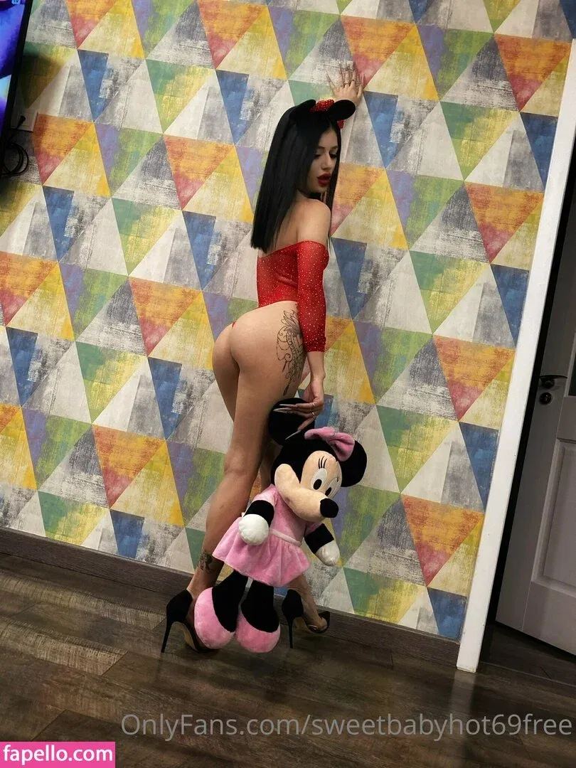 hotbabbygirl / hotbabygirl Onlyfans Photo Gallery 