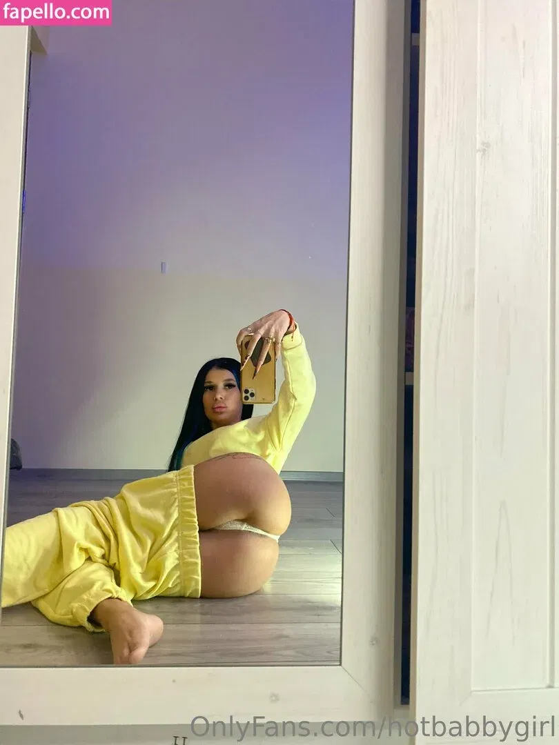 hotbabbygirl / hotbabygirl Onlyfans Photo Gallery 