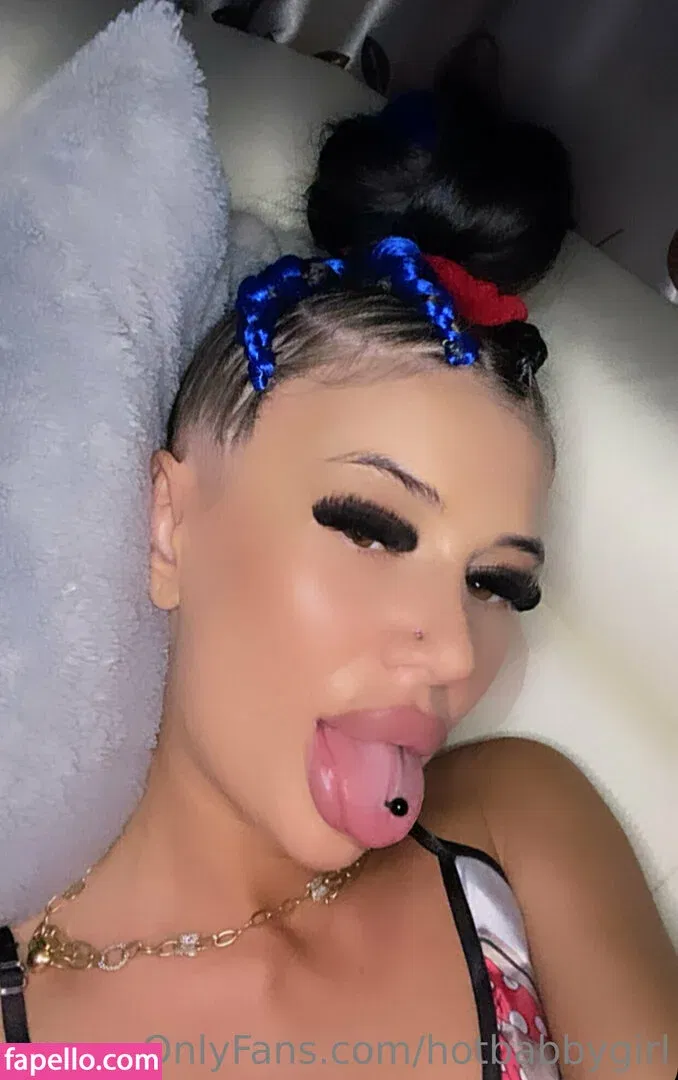 hotbabbygirl / hotbabygirl Onlyfans Photo Gallery 