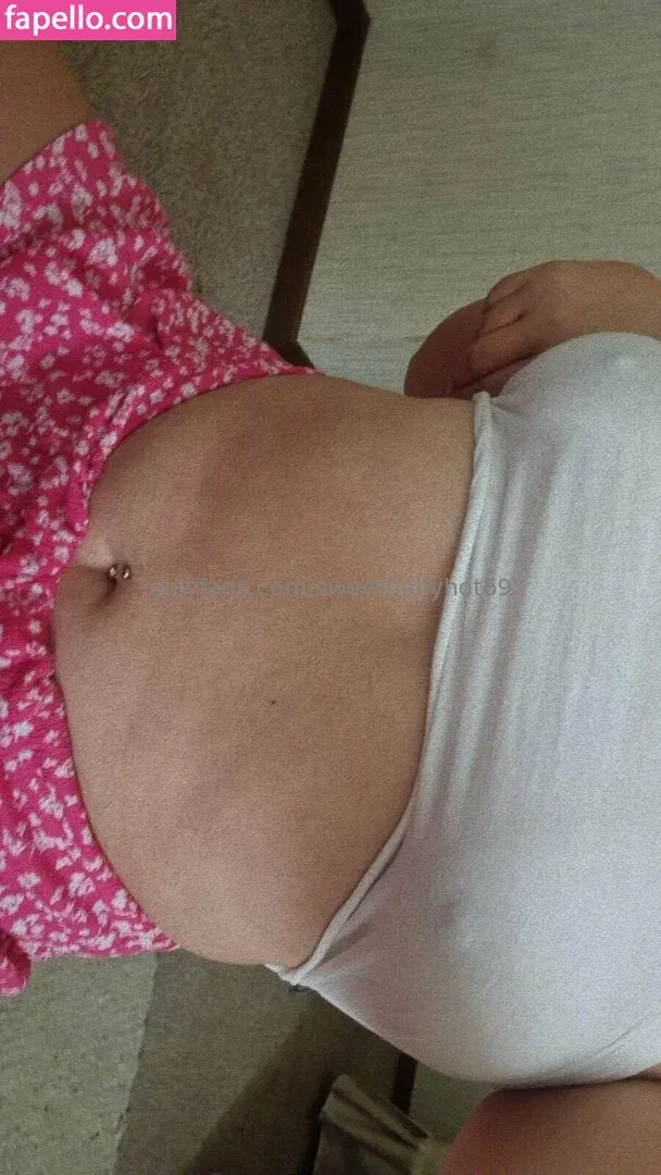 hotbabbygirl / hotbabygirl Onlyfans Photo Gallery 