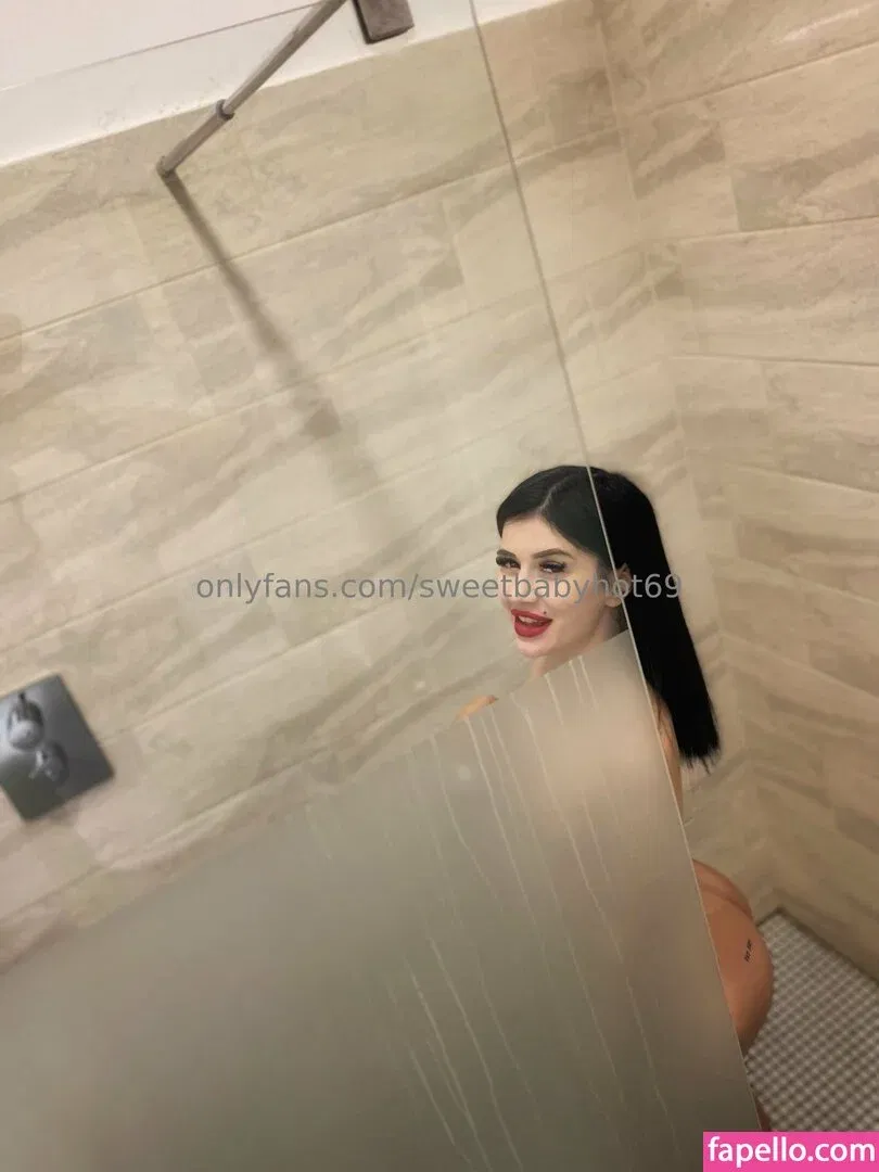 hotbabbygirl / hotbabygirl Onlyfans Photo Gallery 