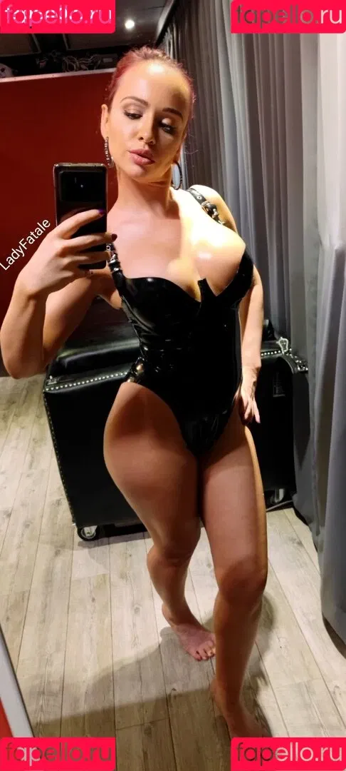 ladyfatale / mrsladyfatale Onlyfans Photo Gallery 