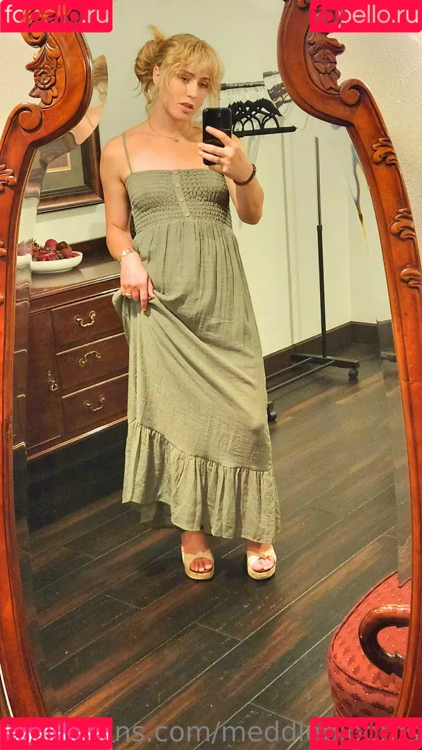 meddleblooms / minnablooms Onlyfans Photo Gallery 