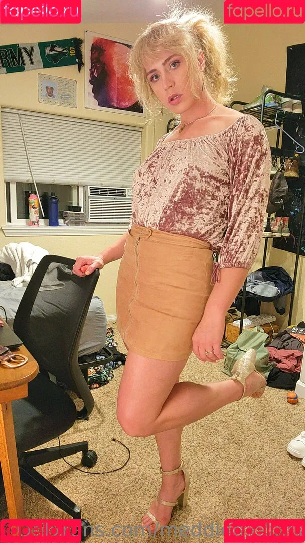 meddleblooms / minnablooms Onlyfans Photo Gallery 