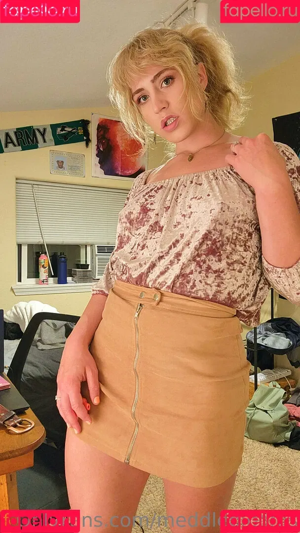 meddleblooms / minnablooms Onlyfans Photo Gallery 