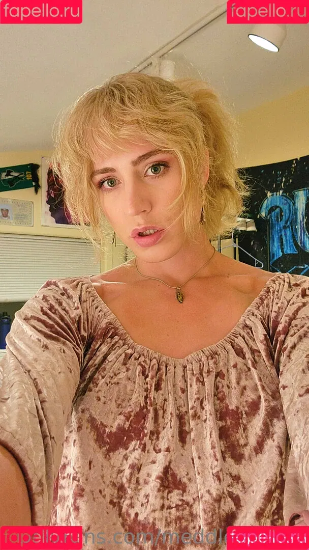 meddleblooms / minnablooms Onlyfans Photo Gallery 