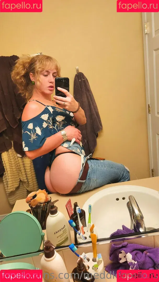meddleblooms / minnablooms Onlyfans Photo Gallery 
