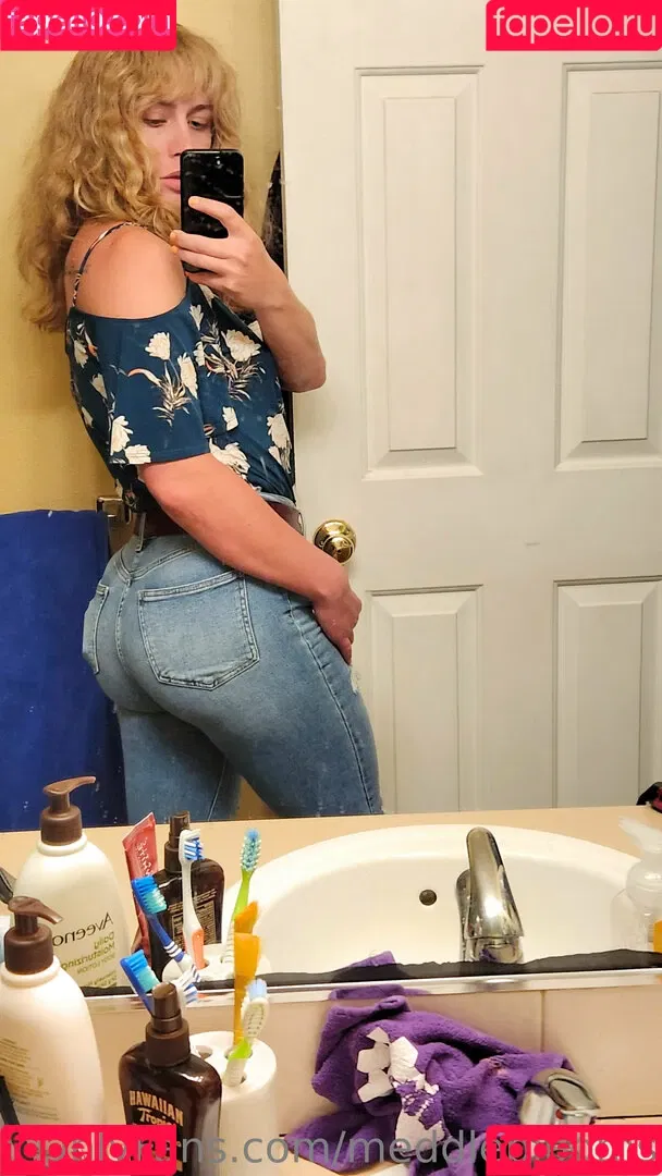 meddleblooms / minnablooms Onlyfans Photo Gallery 