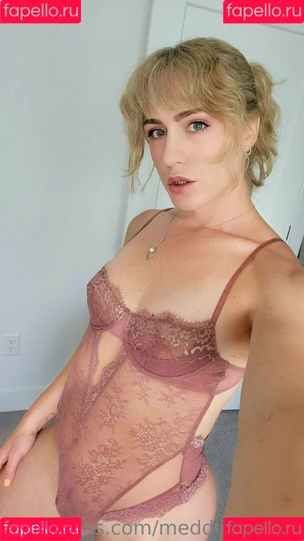 meddleblooms / minnablooms Onlyfans Photo Gallery 