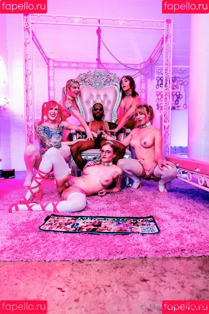 meddleblooms / minnablooms Onlyfans Photo Gallery 