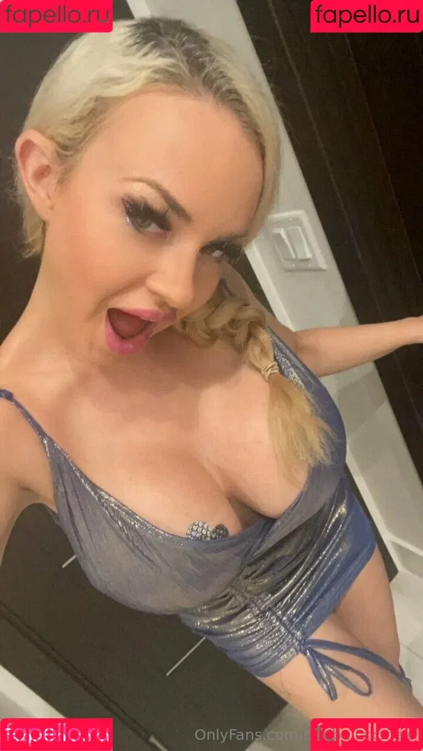 badbellaxo / badbellaxofree Onlyfans Photo Gallery 