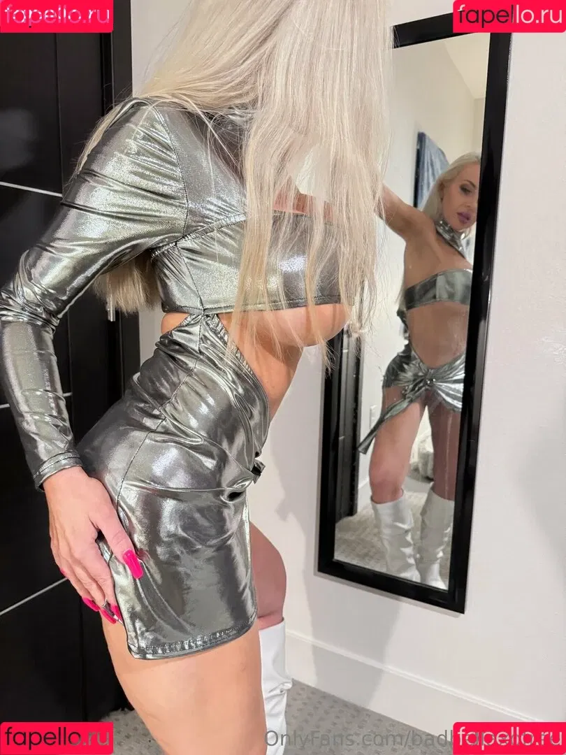 badbellaxo / badbellaxofree Onlyfans Photo Gallery 