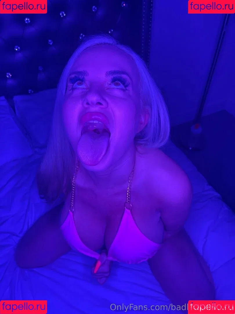 badbellaxo / badbellaxofree Onlyfans Photo Gallery 