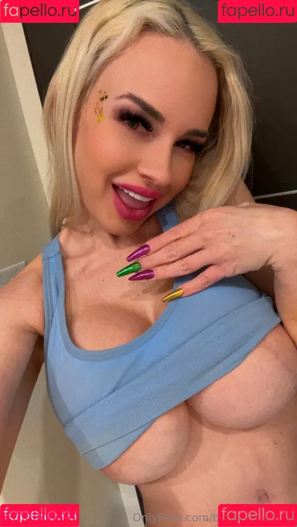 badbellaxo / badbellaxofree Onlyfans Photo Gallery 