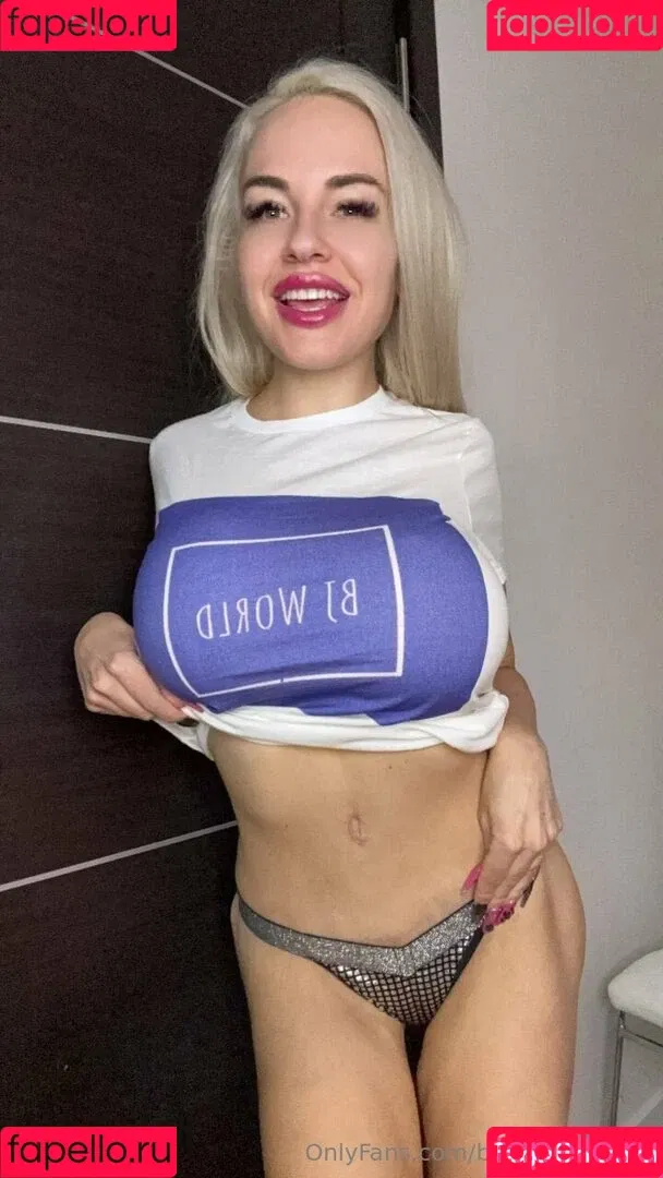 badbellaxo / badbellaxofree Onlyfans Photo Gallery 