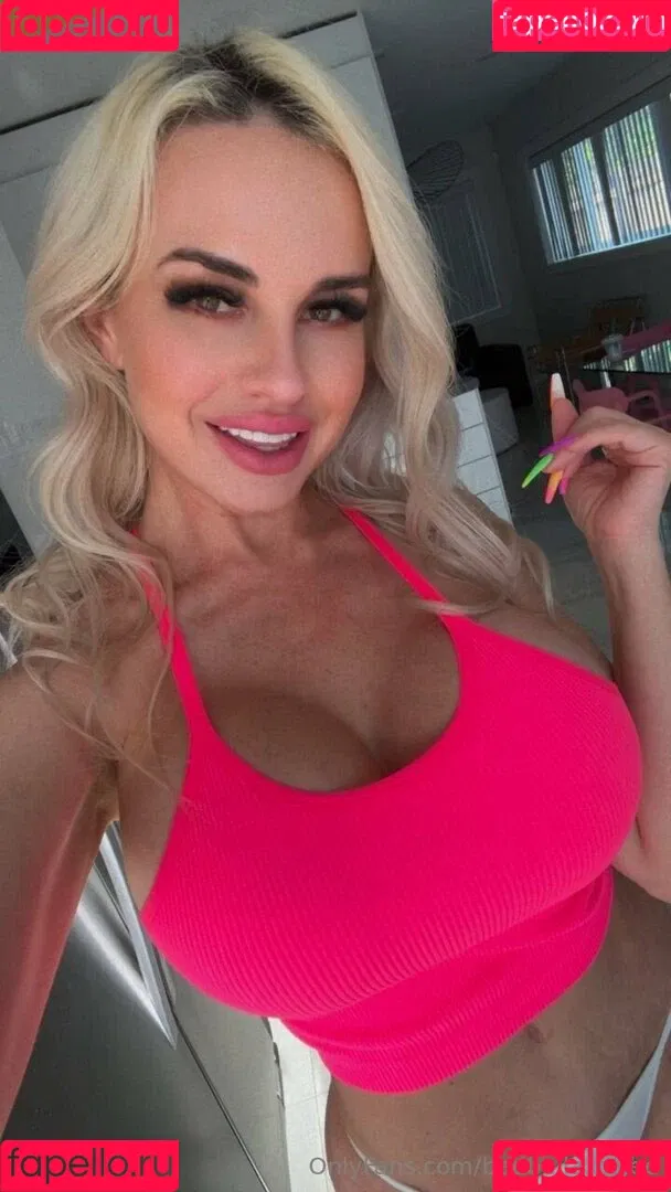 badbellaxo / badbellaxofree Onlyfans Photo Gallery 