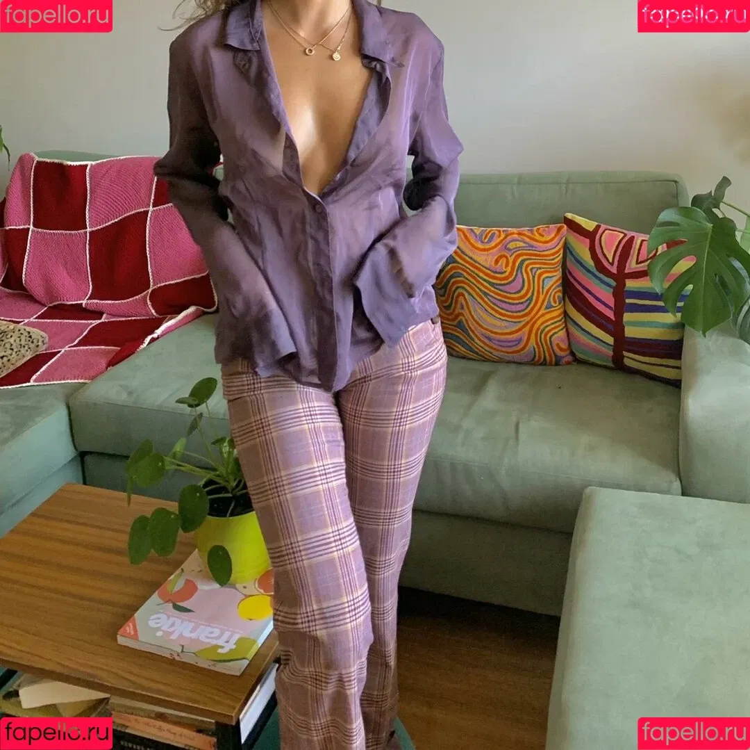 Steph Mandich / shopmononoke / stephmandich Onlyfans Photo Gallery 