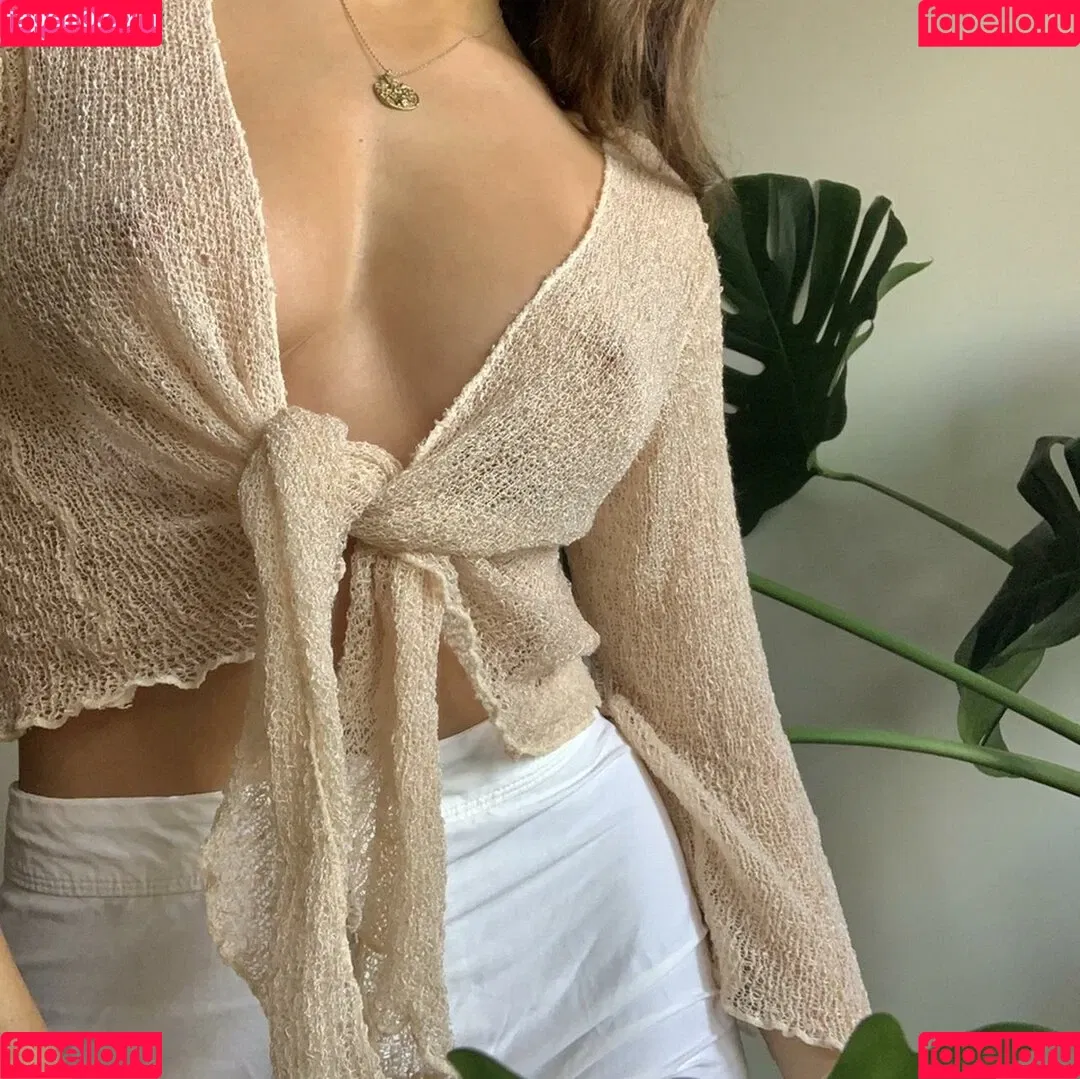 Steph Mandich / shopmononoke / stephmandich Onlyfans Photo Gallery 
