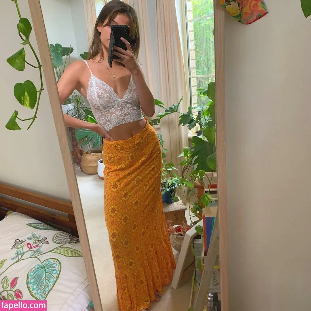 Steph Mandich / shopmononoke / stephmandich Onlyfans Photo Gallery 