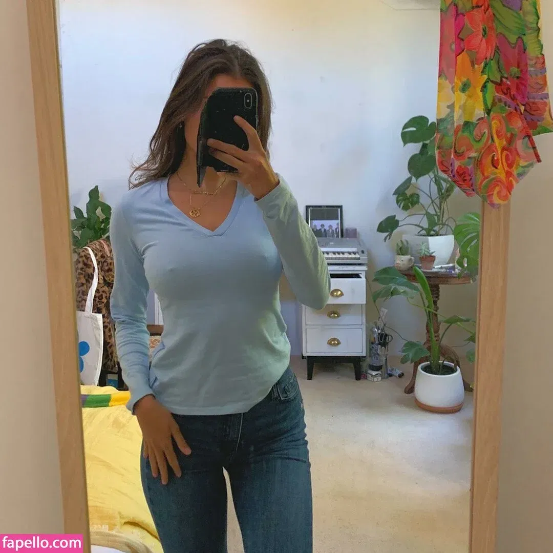 Steph Mandich / shopmononoke / stephmandich Onlyfans Photo Gallery 