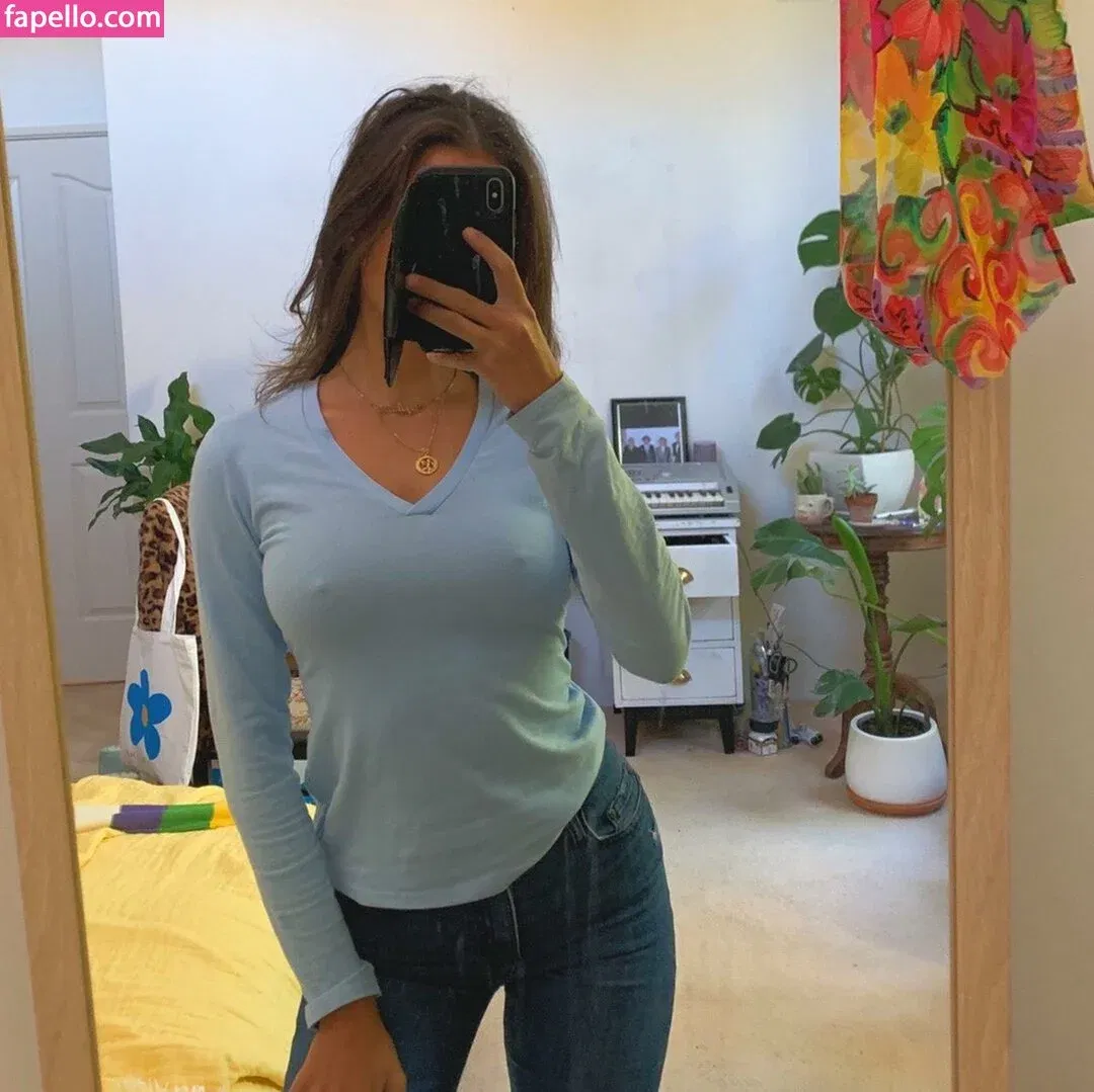 Steph Mandich / shopmononoke / stephmandich Onlyfans Photo Gallery 