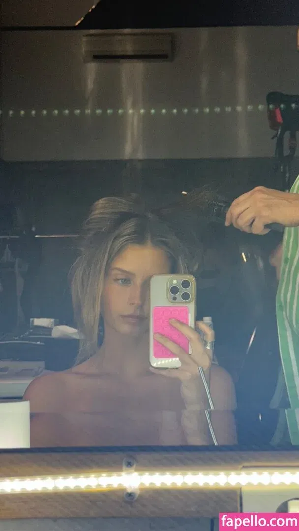 Steph Mandich / shopmononoke / stephmandich Onlyfans Photo Gallery 