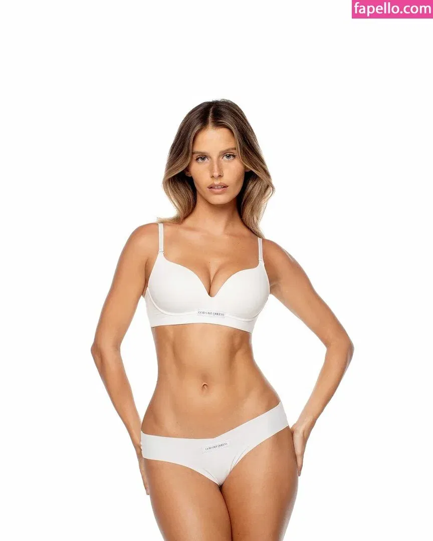 Steph Mandich / shopmononoke / stephmandich Onlyfans Photo Gallery 