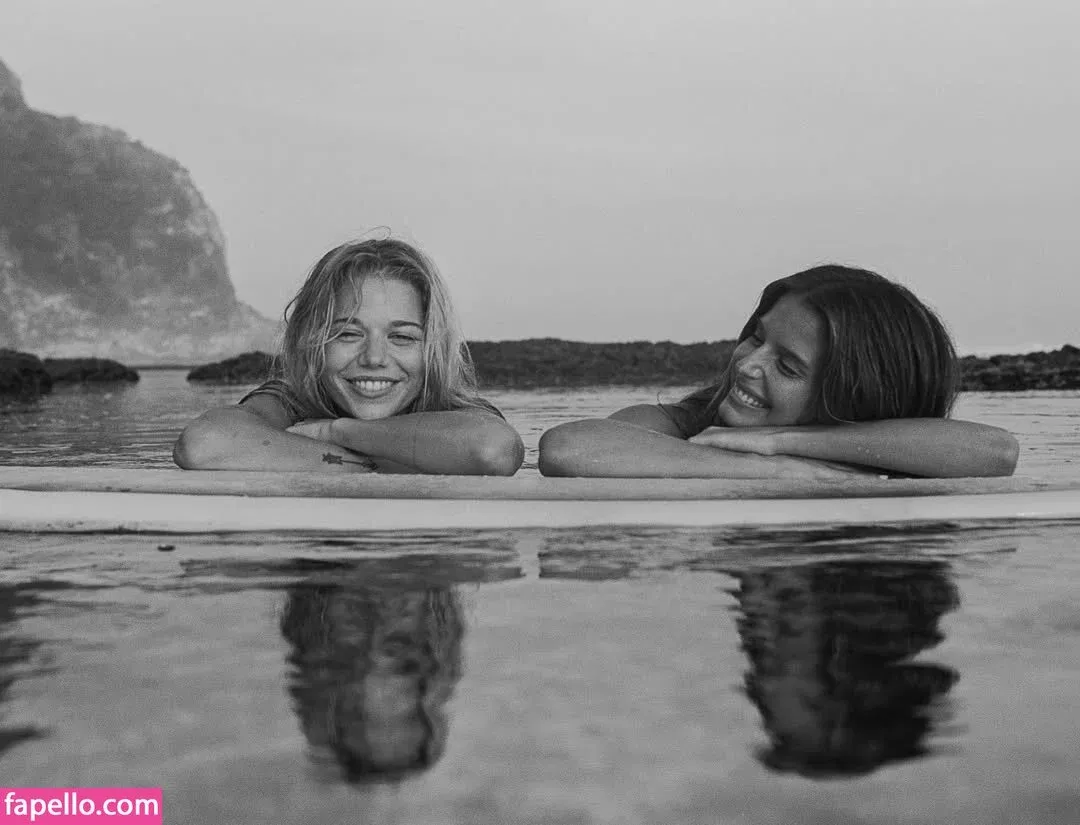 Steph Mandich / shopmononoke / stephmandich Onlyfans Photo Gallery 