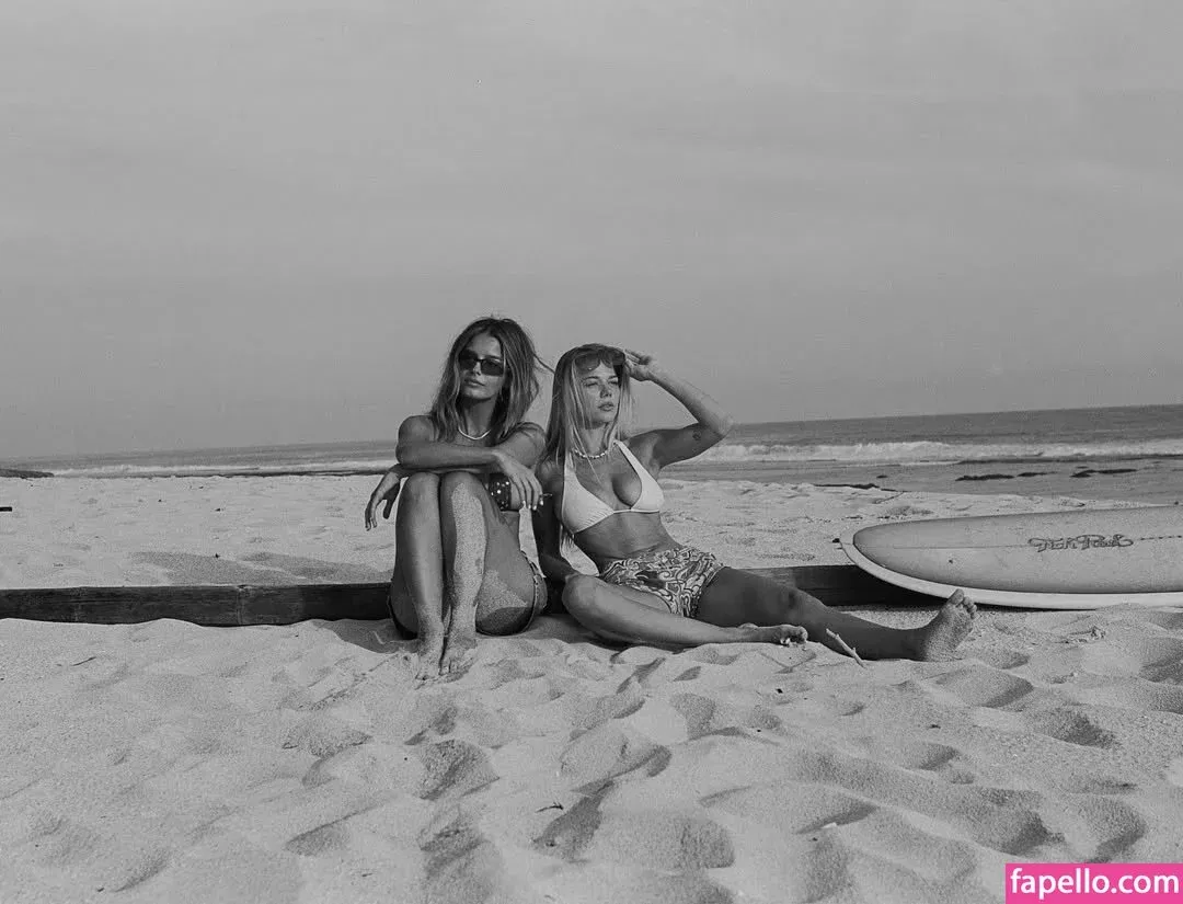 Steph Mandich / shopmononoke / stephmandich Onlyfans Photo Gallery 