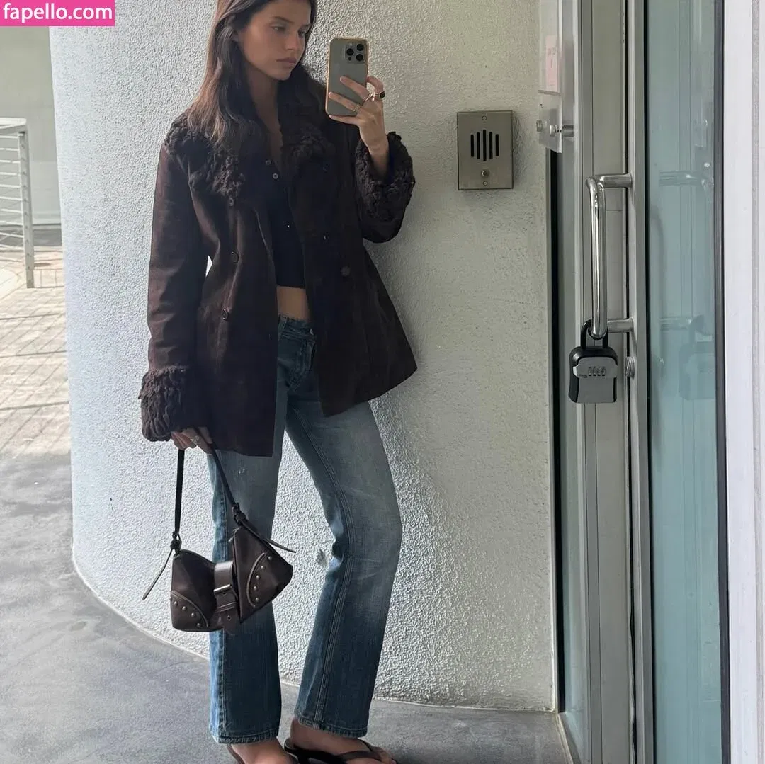 Steph Mandich / shopmononoke / stephmandich Onlyfans Photo Gallery 