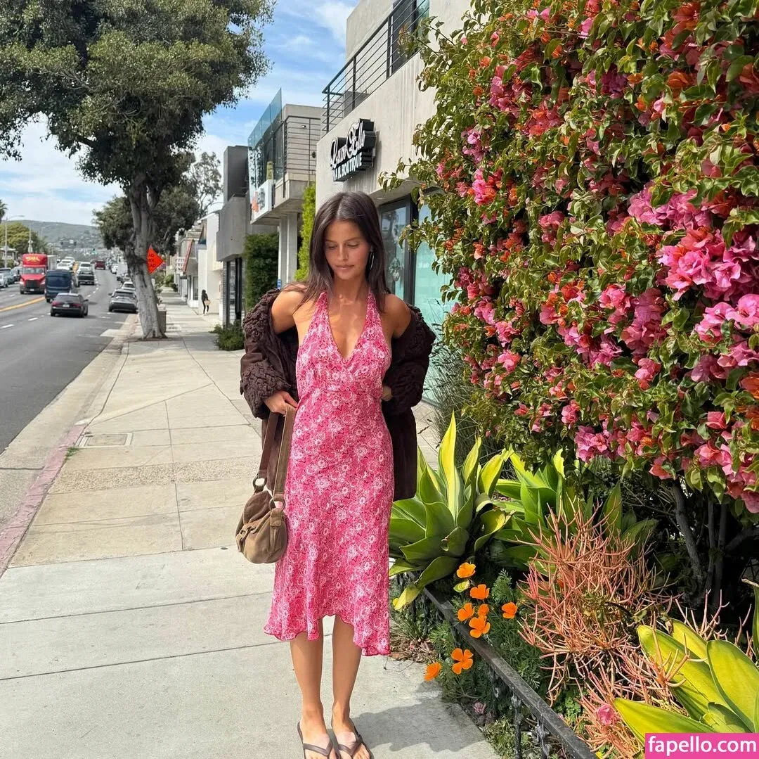 Steph Mandich / shopmononoke / stephmandich Onlyfans Photo Gallery 