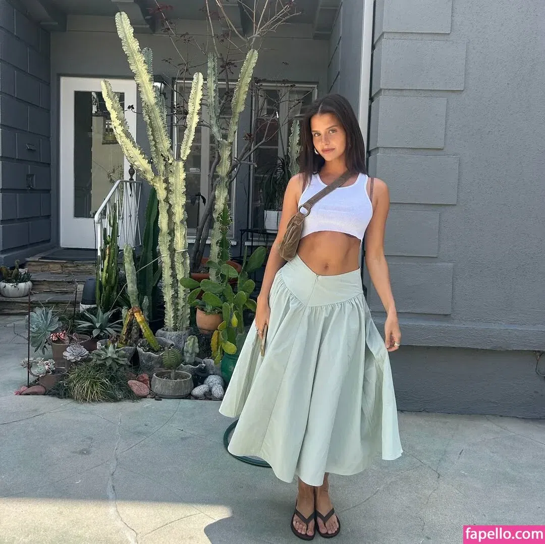 Steph Mandich / shopmononoke / stephmandich Onlyfans Photo Gallery 