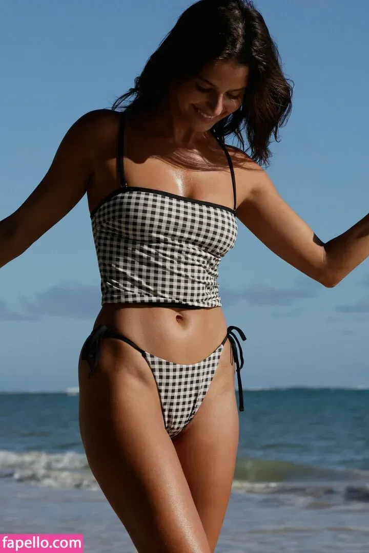 Steph Mandich / shopmononoke / stephmandich Onlyfans Photo Gallery 