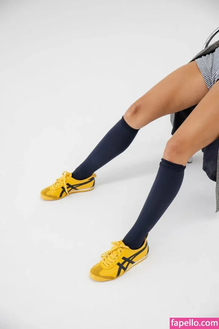 Steph Mandich / shopmononoke / stephmandich Onlyfans Photo Gallery 