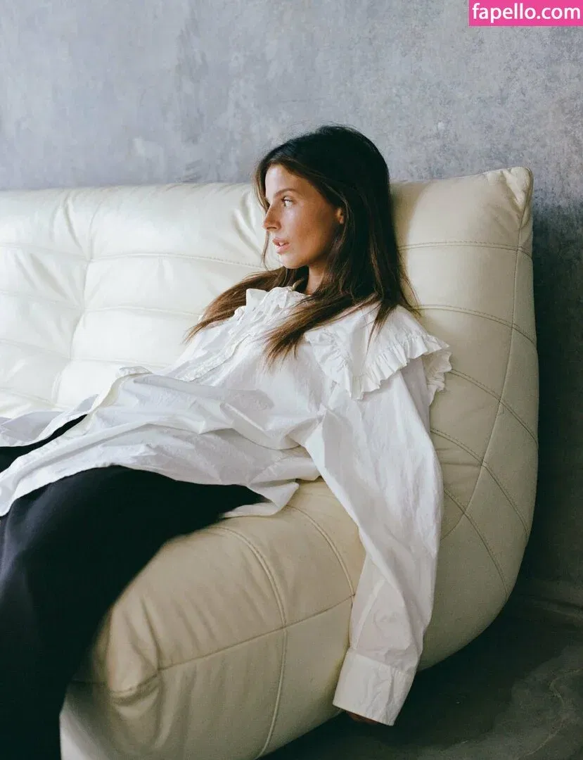 Steph Mandich / shopmononoke / stephmandich Onlyfans Photo Gallery 