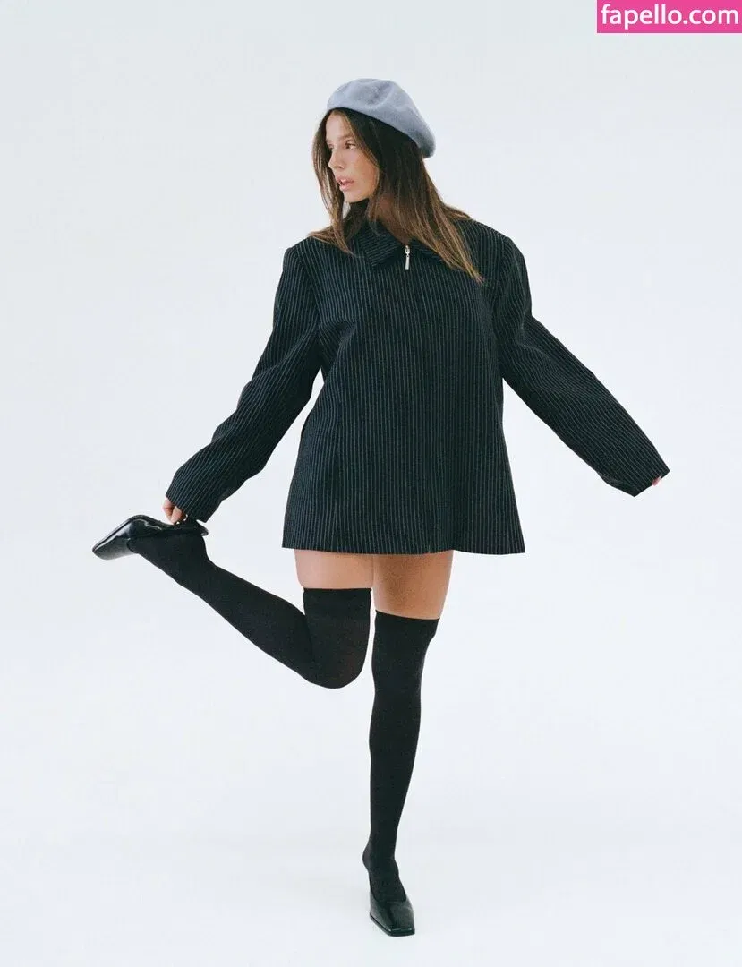 Steph Mandich / shopmononoke / stephmandich Onlyfans Photo Gallery 