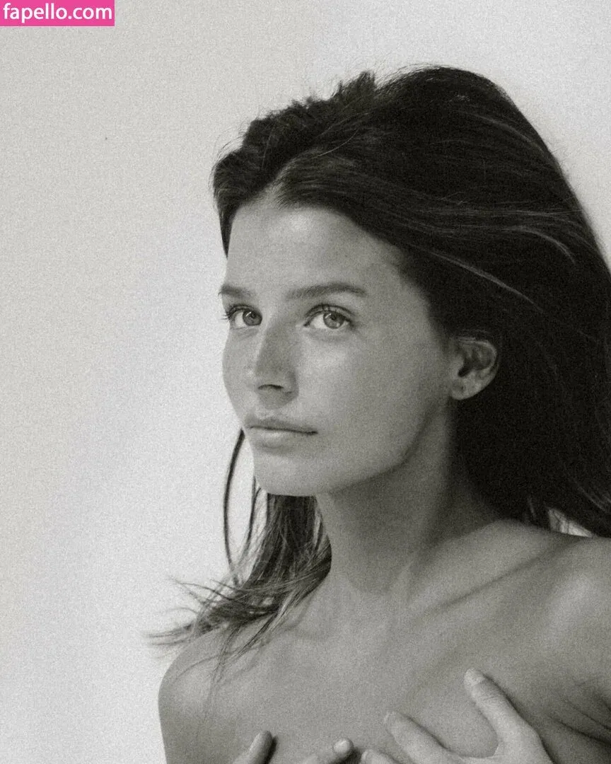 Steph Mandich / shopmononoke / stephmandich Onlyfans Photo Gallery 