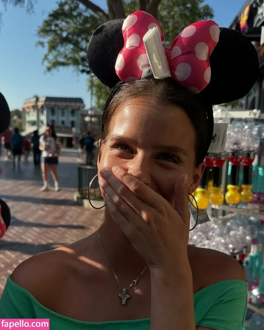 Steph Mandich / shopmononoke / stephmandich Onlyfans Photo Gallery 