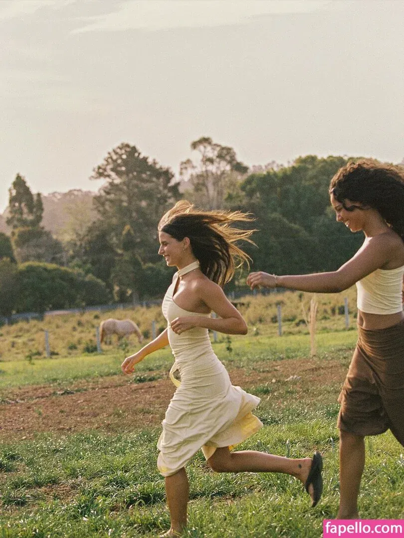 Steph Mandich / shopmononoke / stephmandich Onlyfans Photo Gallery 