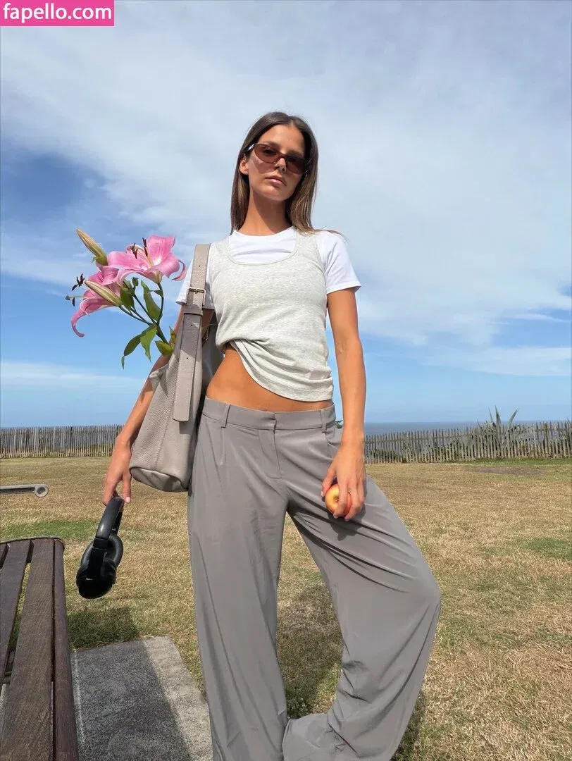 Steph Mandich / shopmononoke / stephmandich Onlyfans Photo Gallery 