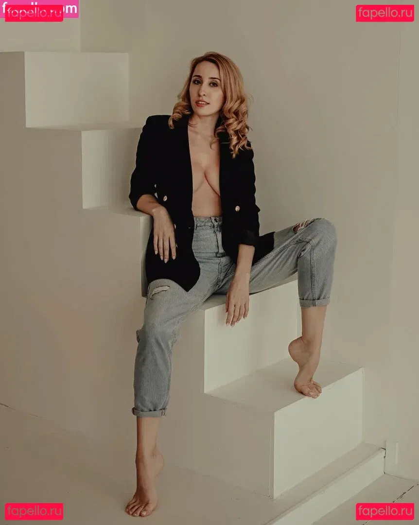 Catherine D Onlyfans Photo Gallery 