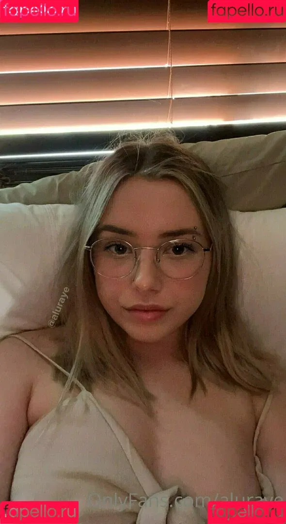 Aluraye / AlyssaHulsey Onlyfans Photo Gallery 