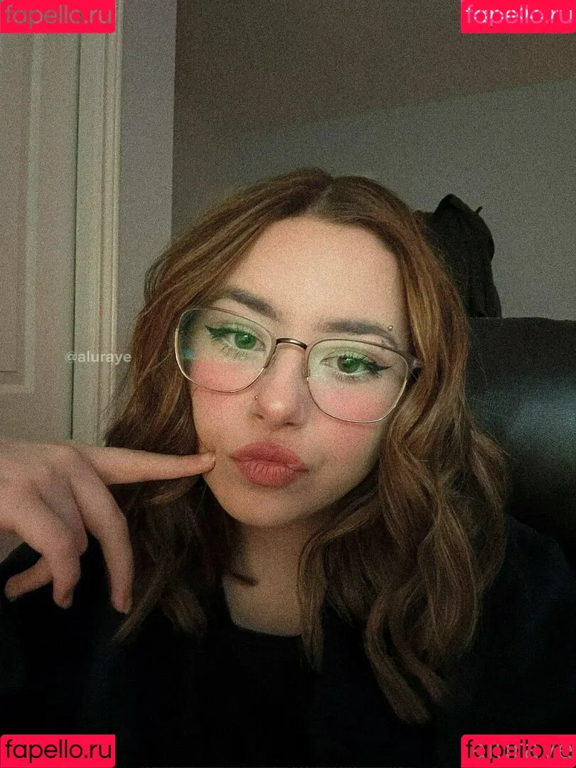 Aluraye / AlyssaHulsey Onlyfans Photo Gallery 