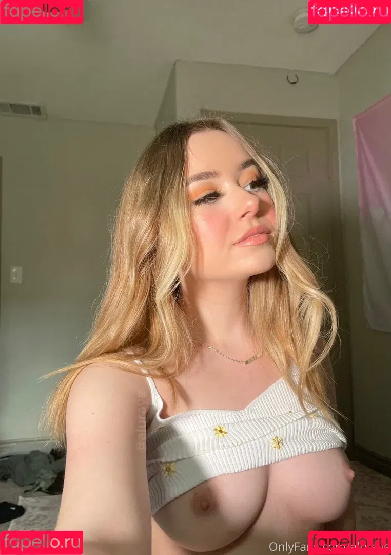 Aluraye / AlyssaHulsey Onlyfans Photo Gallery 