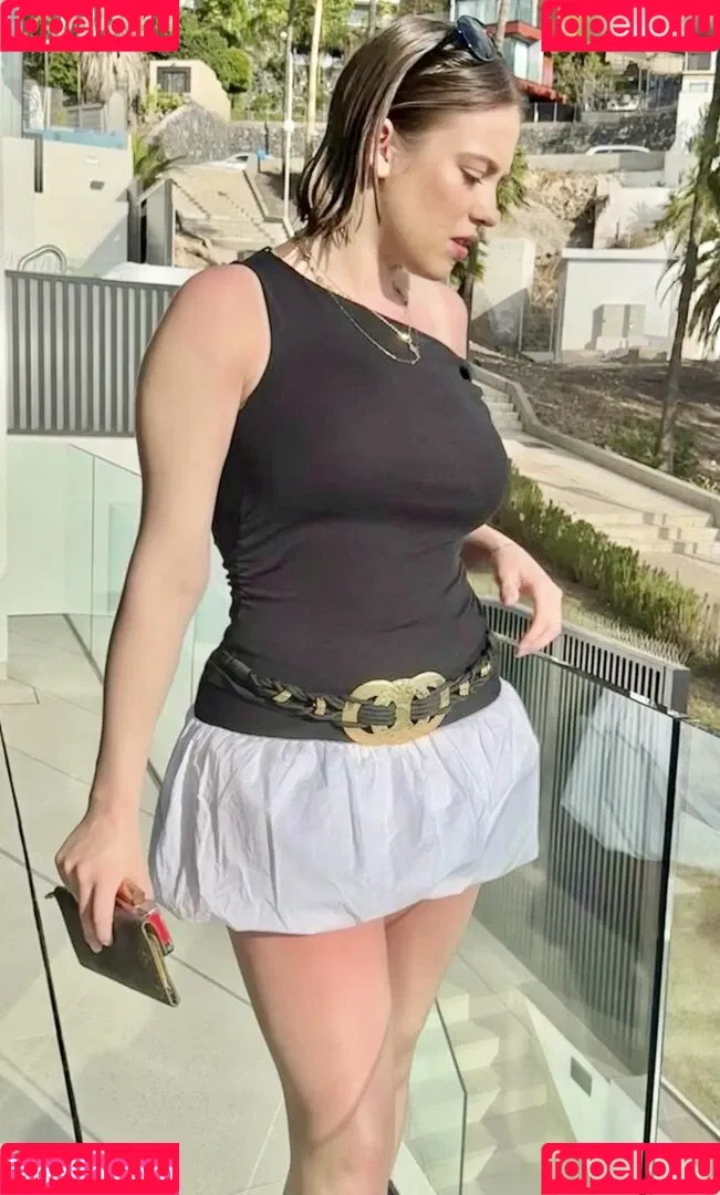 Allie Sherlock / alliesherlock Onlyfans Photo Gallery 