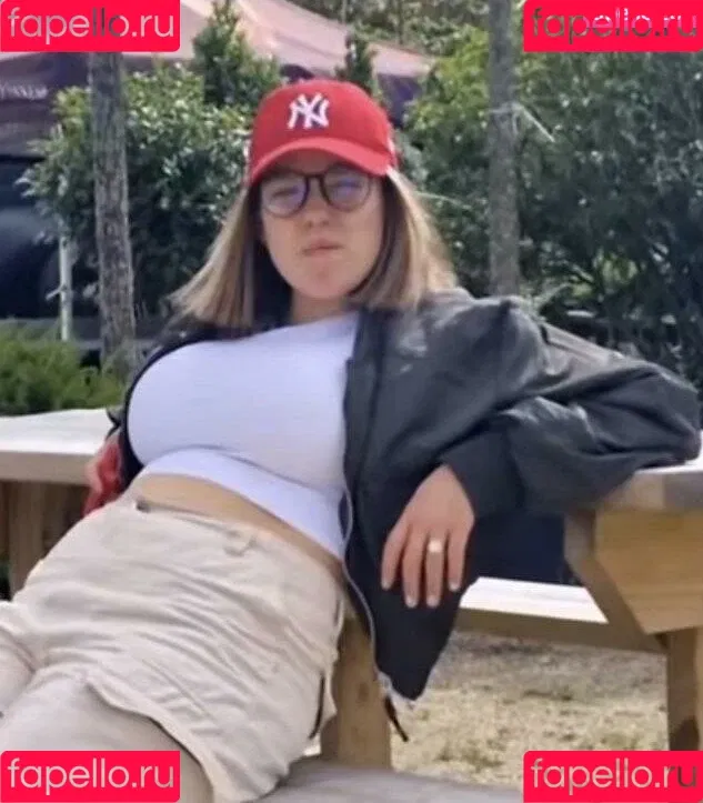 Allie Sherlock / alliesherlock Onlyfans Photo Gallery 